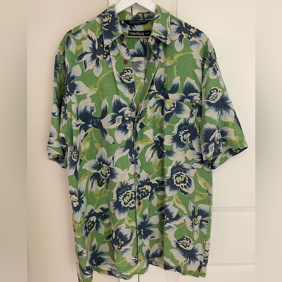 Vintage Nautica Shirt Mens Medium Green Blue Hawaiian Floral Aloha Linen Blend - Picture 1 of 9